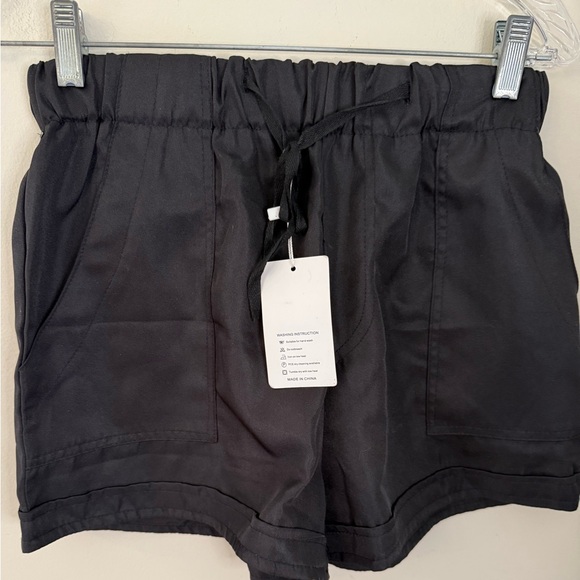 Basico black silky shorts elastic drawstring waist roomy front & back pockets M - Picture 3 of 11